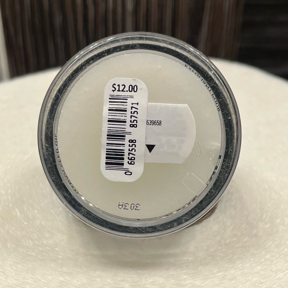 NEW PINK Victoria's Secret Sugar Lip Scrub - Picture 2 of 2